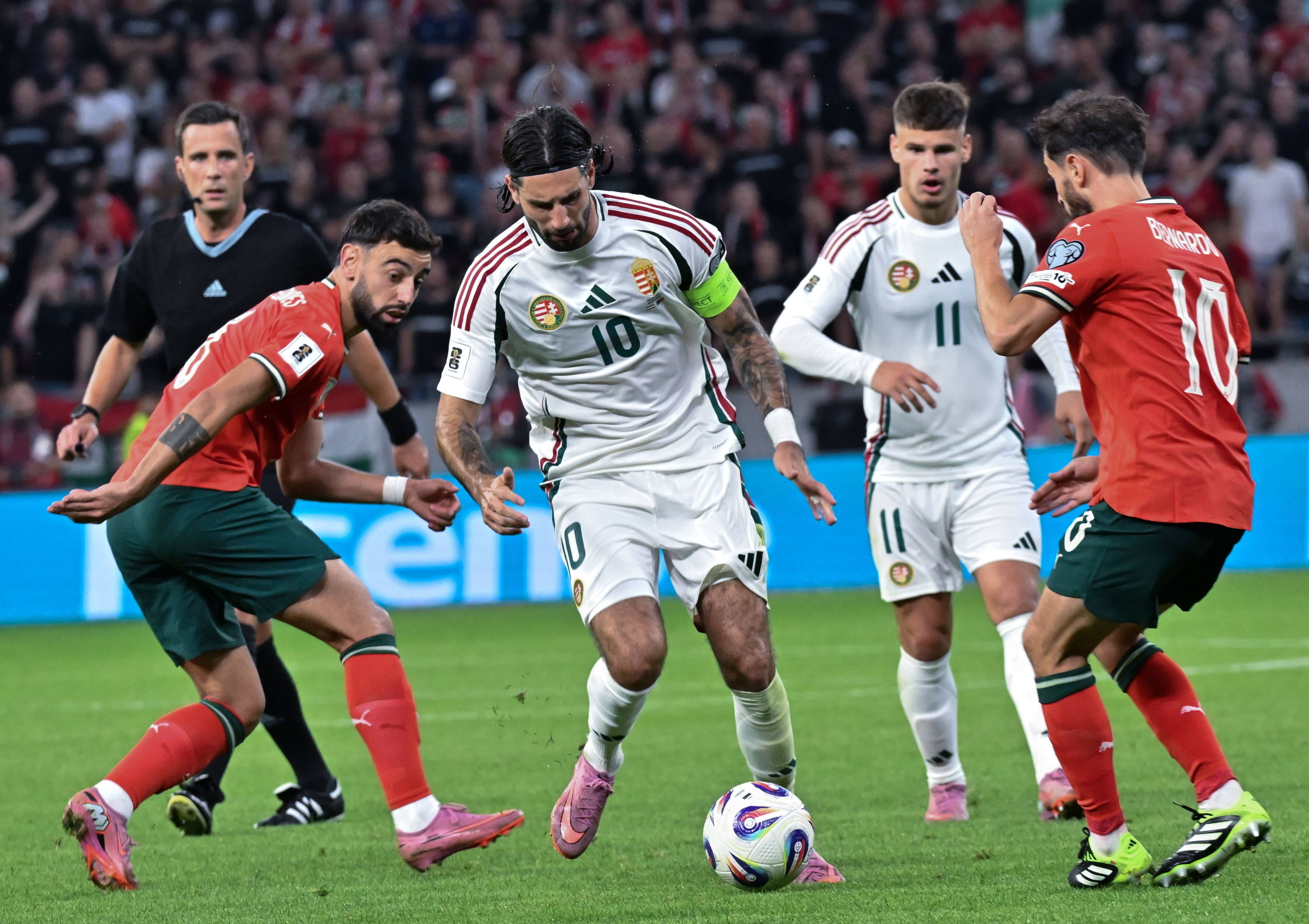 包含重磅！今晚葡萄牙体育豪取连胜冲刺阶段辽宁本钢防线松动，赛后武汉三镇调整名单以备西甲的词条