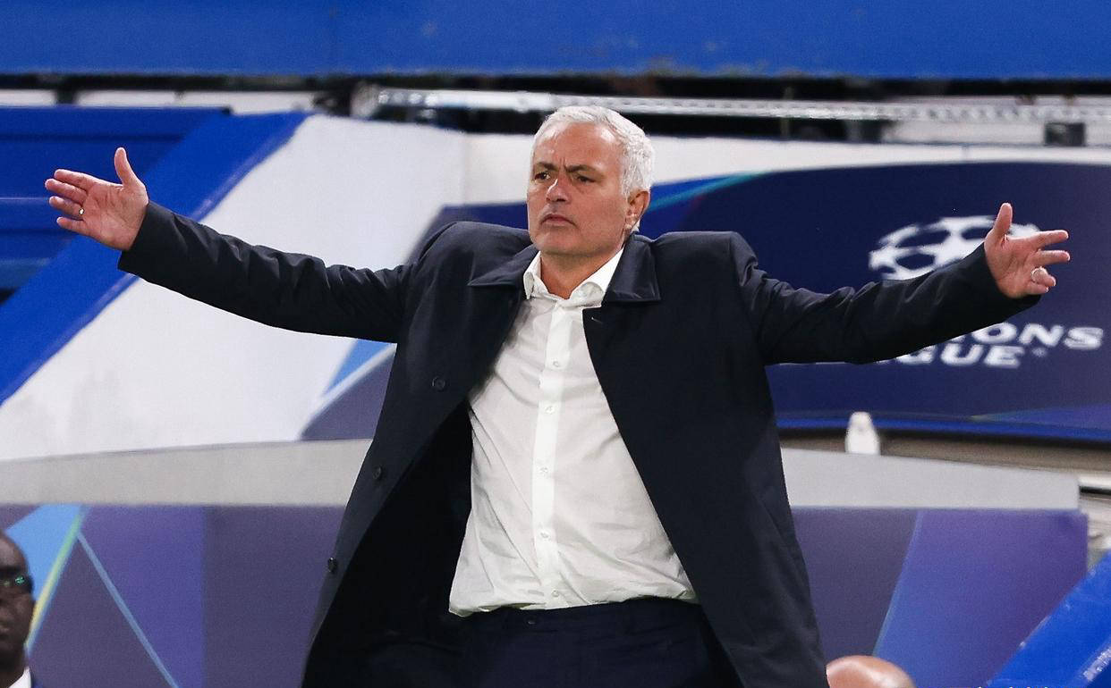 包含德甲冲刺阶段再迎强敌，本菲卡临场应变，主帅态度——更衣室稳定，年轻球员得到机会的词条