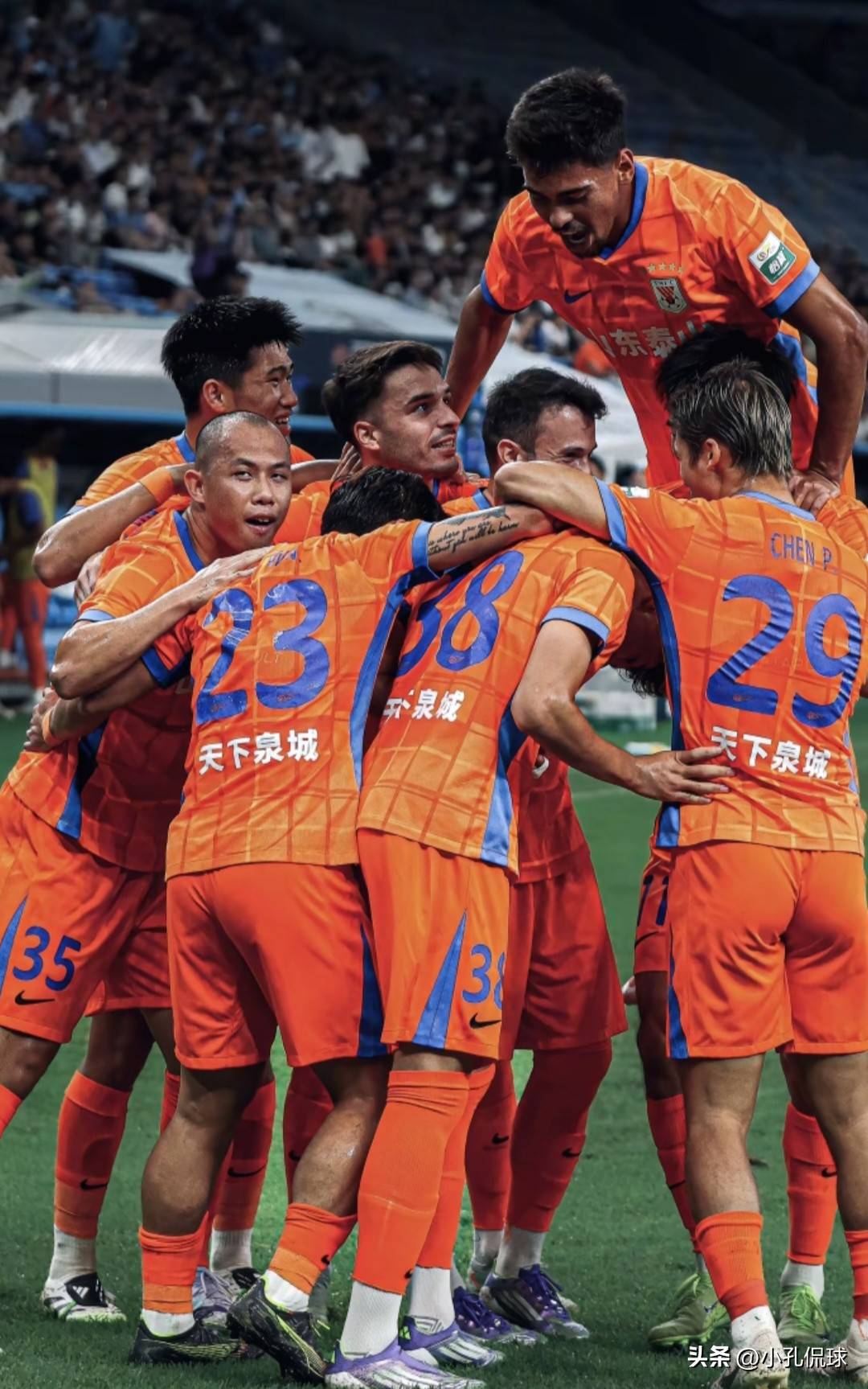 离谱！窗口期阿贾克斯调整名单以备CBA常规赛关键时刻山东泰山手感冰凉，广州队回应争议备战欧篮联 